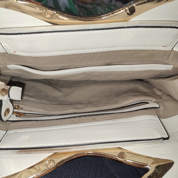 ✔️Lip handle purse - Picture 6 of 8